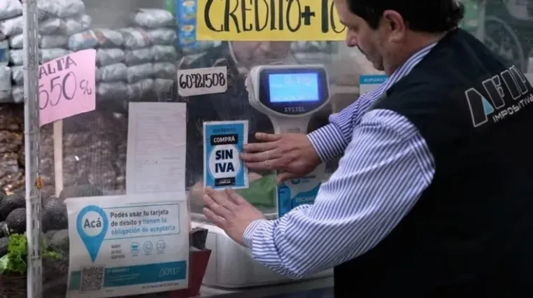 JAVIER MILEI DEFINIÓ QUÉ HARÁ CON GANANCIAS Y COMPRE SIN IVA